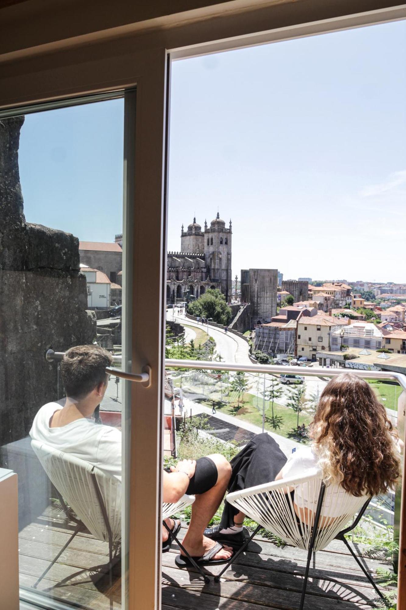 Onefam Ribeira Hostel Porto Kültér fotó
